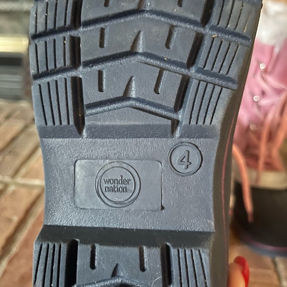 Wonder Nation Pink Faux Fur Snow Boots - Picture 7 of 8